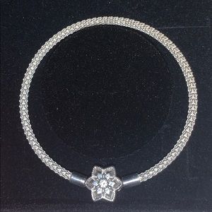 PANDORA Bright Snowflake clasp mesh bracelet